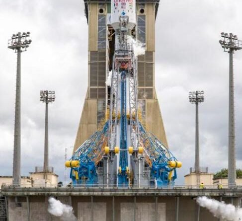 OneWeb confirms successful launch and contact with 34 satellites