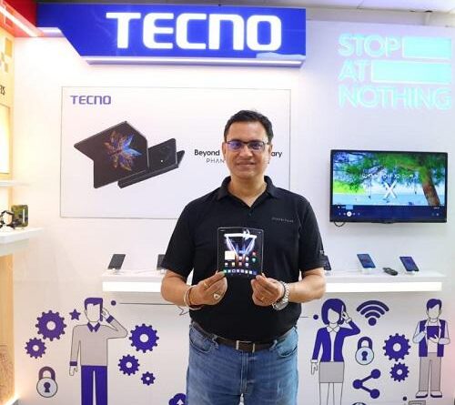 TECNO-foldable-smartphone-PHANTOM-V-Fold