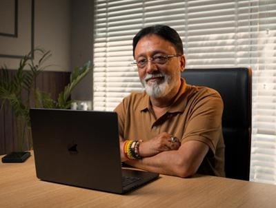 Hexalog Co-Founder and the Chief Customs Officer Vineet Malik
